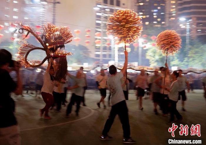 正规现金炸金花